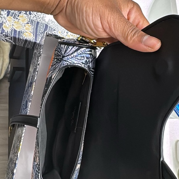 Christian Dior saddlebag - Picture 7 of 8